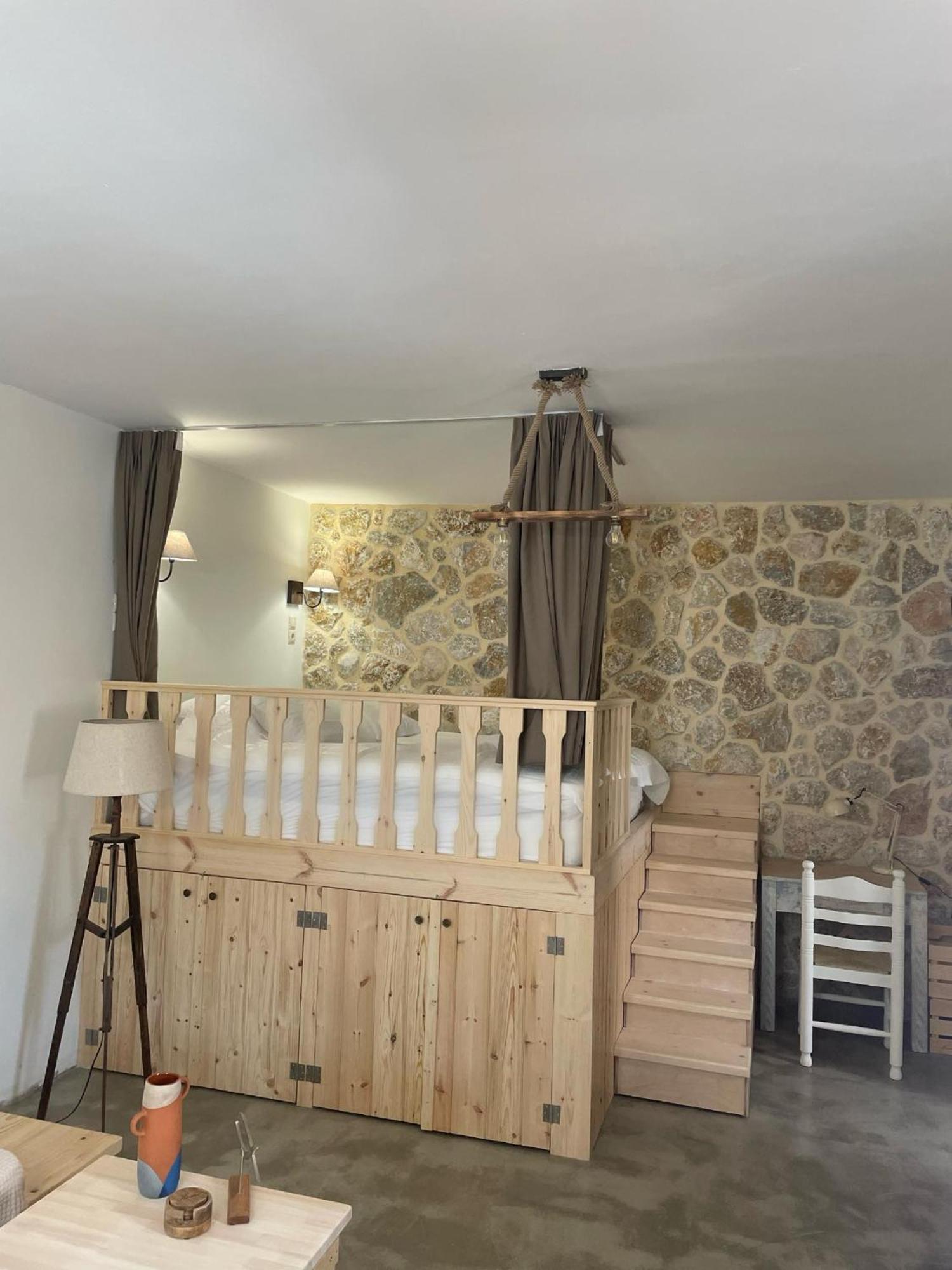 Stonehousekefalos Zewnętrze zdjęcie